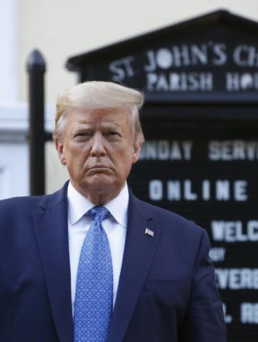 TRUMP BIBLIAS