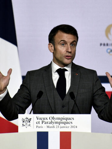 MACRON