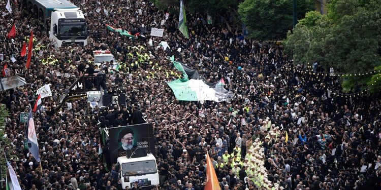 funeral presidente iran