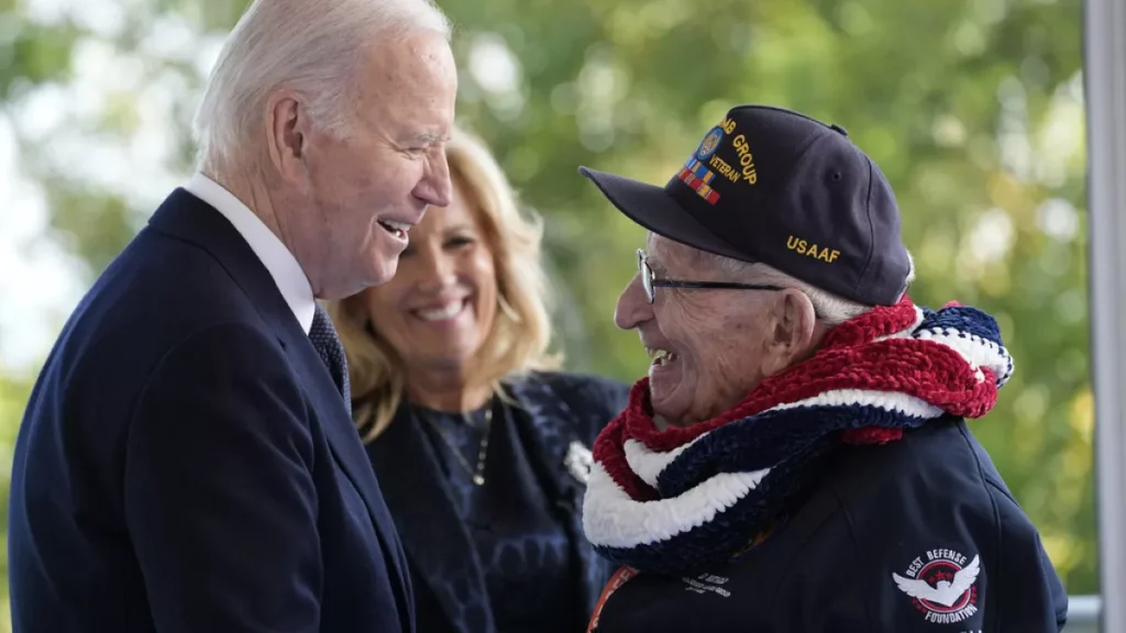BIDEN4