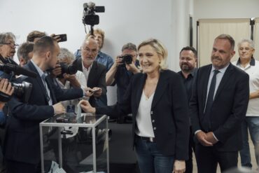 LE PEN