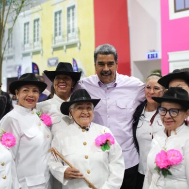 MADURO ABUELOS