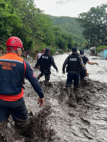 DESBORDADO RIO MANZANARES