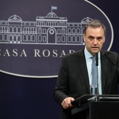 ADORNI