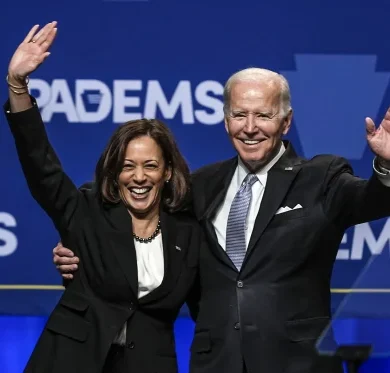 BIDEN KAMALA