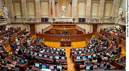 PARLAMENTO