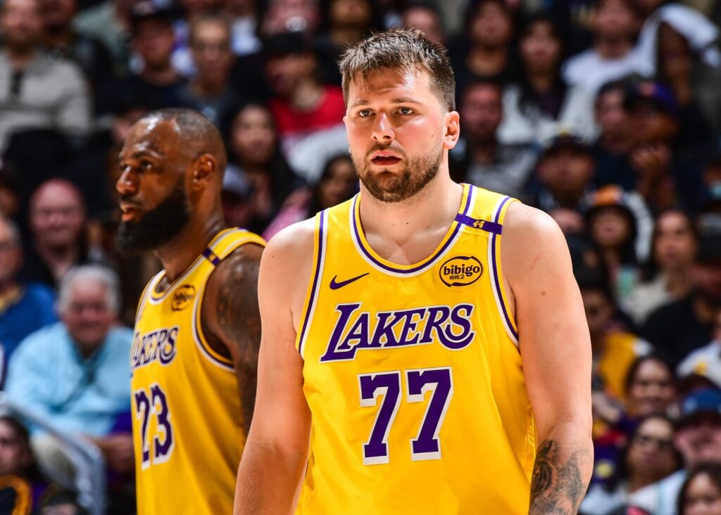 LAKERS