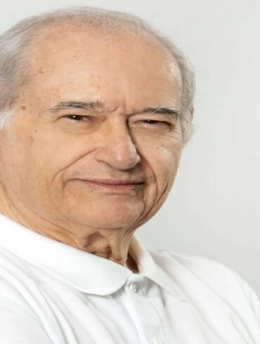 MANUEL